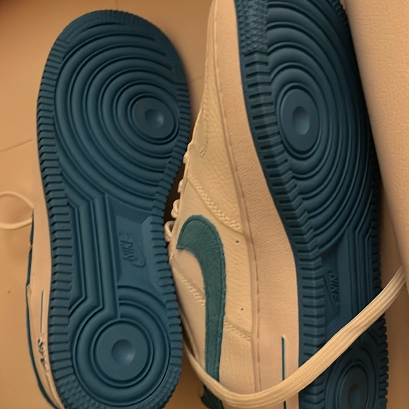 nike air force space jam sneakers - Picture 4 of 4